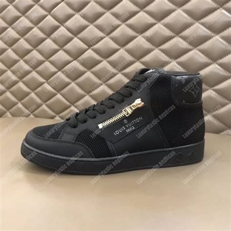 louis vuitton rivoli trainer.